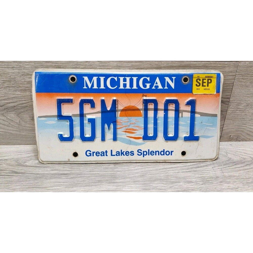 Michigan License Plate 5GMD01 Great Lakes Splendor Mackinac Bridge Sunset Sep 20